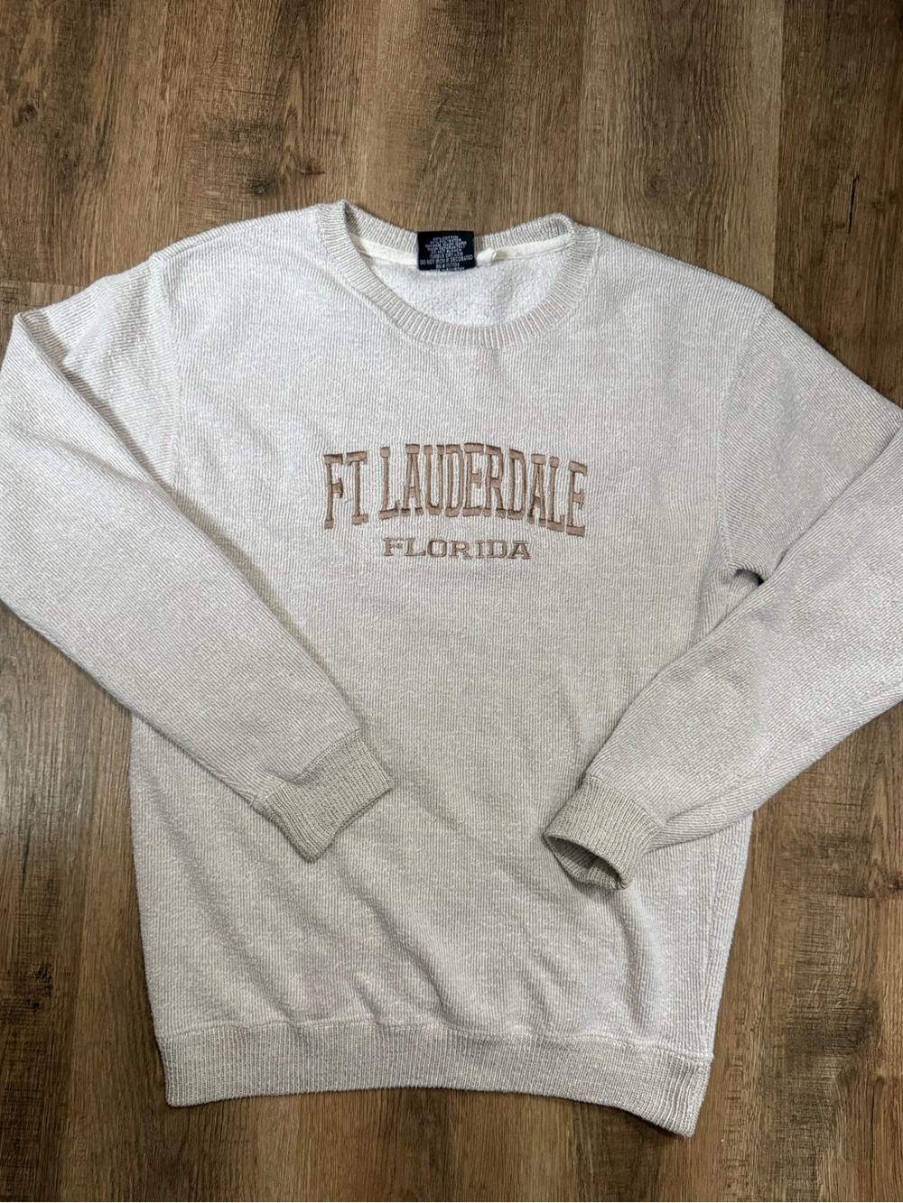 NWOT Comfortex Florida Crewneck